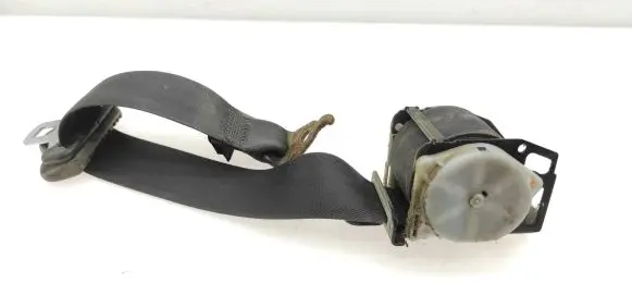 Honda Legend Rear seatbelt TK528EJ286