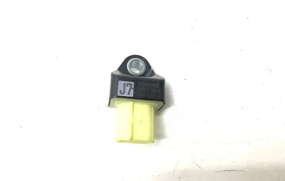 Toyota Prius (XW50) Airbag deployment crash/impact sensor 8983128040