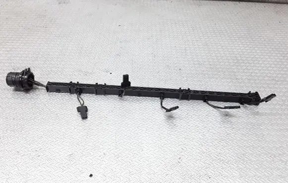 Volkswagen Touareg I Fuel injector wires 07Z971826
