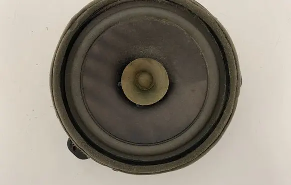 Mitsubishi Grandis Front door speaker MR986442