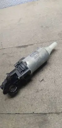 Toyota Avensis T250 Seat adjustment motor 8582033020