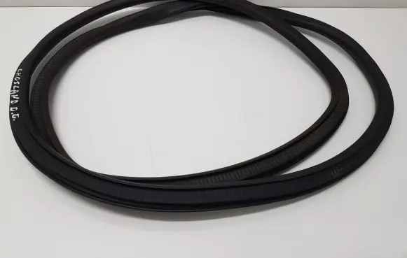 Opel Crossland X Rear door rubber seal (on body) 