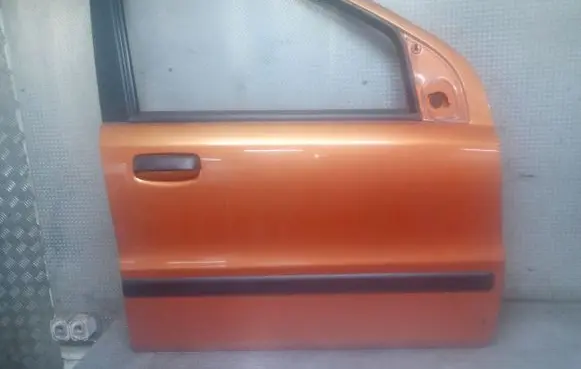 Fiat Panda II Front door