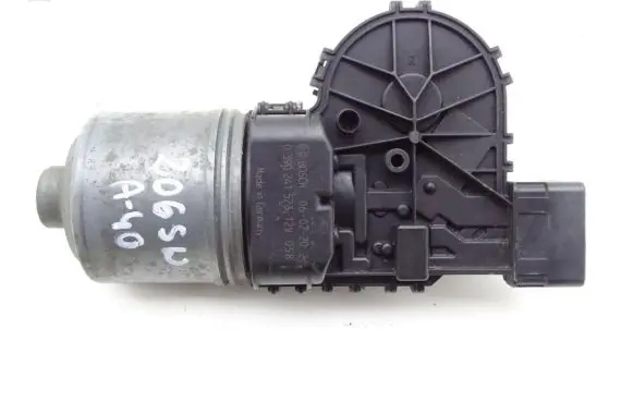 Peugeot 206 Wiper motor 0390241523
