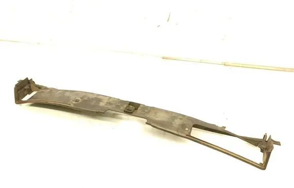 Audi A8 S8 D4 4H Radiator trim 4H0121333D