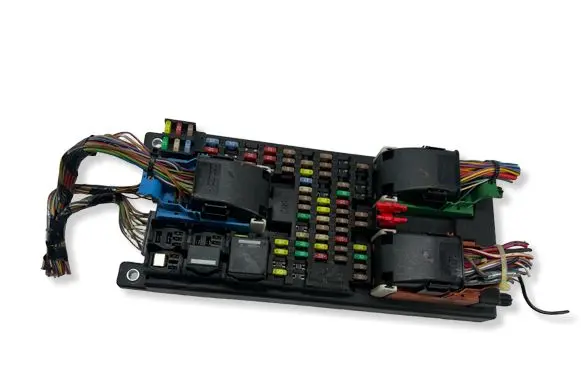 Jaguar XJ X351 Fuse module AW9314F041AE