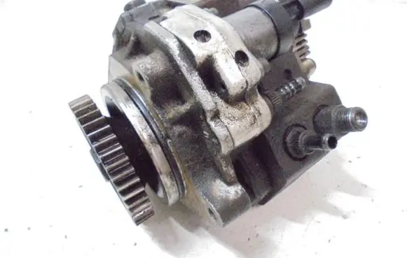 Mercedes-Benz Sprinter W901 W902 W903 W904 Fuel injection (other) 0445010044