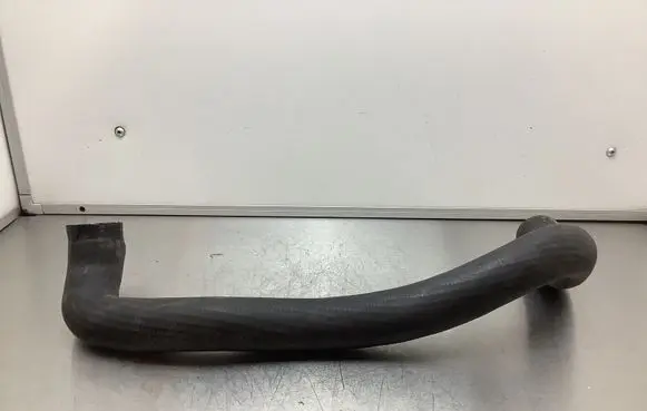 BMW 3 E30 Coolant pipe/hose 11531278925