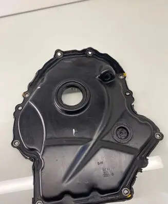 Skoda Octavia Mk2 (1Z) Timing chain cover 06K109210 5012