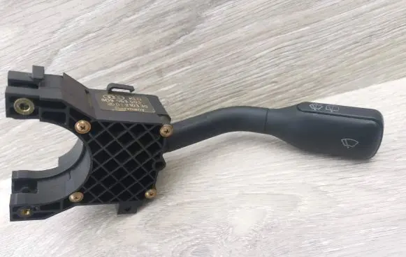 Audi 80 90 S2 B4 Wiper control stalk 8D9953503 01210330