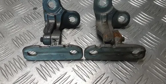 Jaguar XE Rear door hinge set CPLA228A65AD CPLA228A67AC