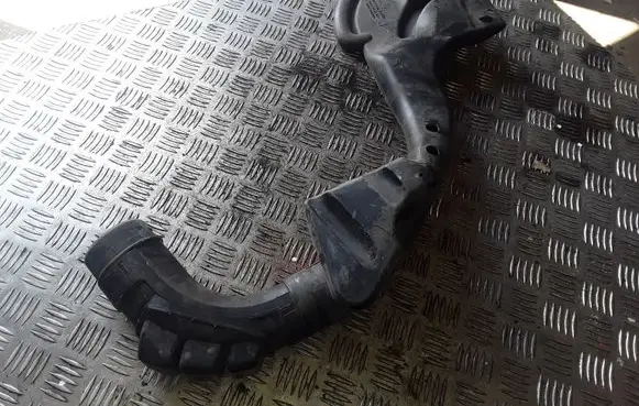 Nissan X-Trail T31 Air intake duct part 1028087S01