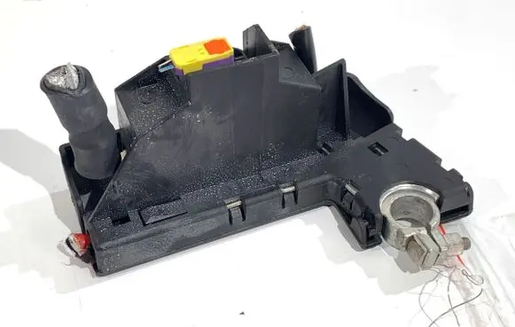 Audi A4 S4 B8 8K Positive cable (battery) KB8J4590