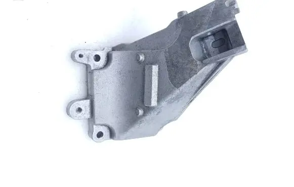Mercedes-Benz E AMG W212 Engine mounting bracket A2782236404