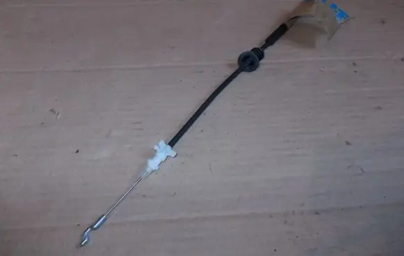 Skoda Yeti (5L) Rear door cable line 