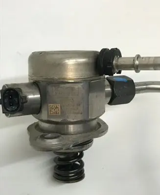 Hyundai Kona I Fuel injection high pressure pump 35320-2B410