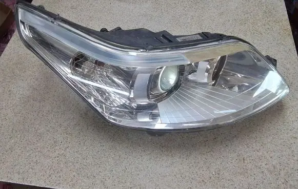Citroen C4 I Headlight/headlamp 9646894280 89035114