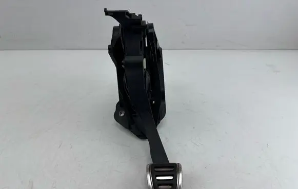 Audi A3 S3 8V Clutch pedal 5Q2721059HF