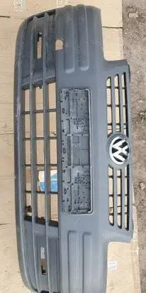 Volkswagen Caddy Front bumper 2K0807221