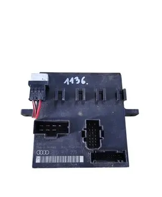Audi A4 S4 B7 8E 8H Comfort/convenience module 8E0907279H