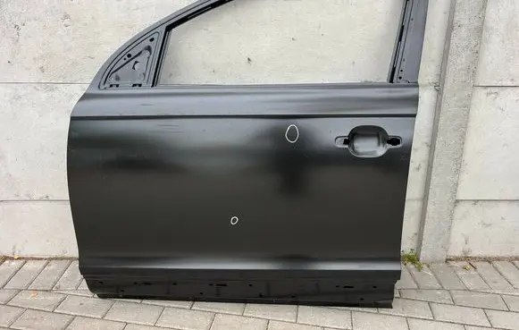 Audi Q7 4L Front door 4L0831051A