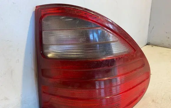 Mercedes-Benz E W210 Rear/tail lights A2108204864