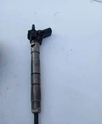 Audi Q7 4L Fuel injector 059130277