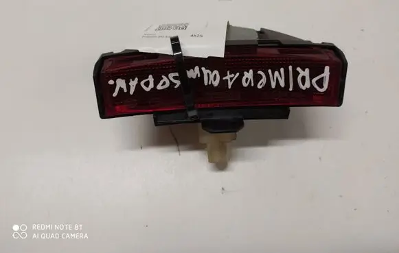 Nissan Primera Third/center stoplight 270275 270276