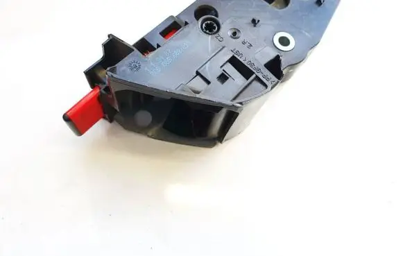 Volkswagen PASSAT B6 Seat back rest lock catch 3c9885682