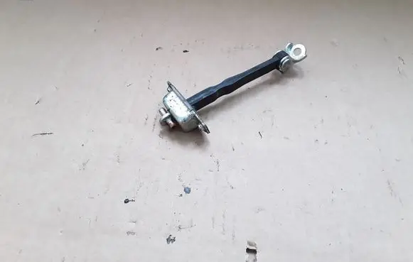 Suzuki SX4 Rear door check strap stopper NOCODE