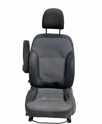 Renault Trafic III (X82) Front driver seat RT3E8805