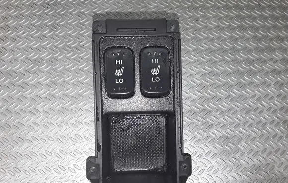 Honda CR-V Seat heating switch 83410SWA