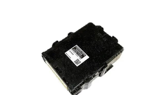 Toyota Auris E180 Gearbox control unit/module 89535-12011