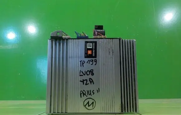 Toyota Prius (XW20) Sound amplifier 862800W460 JBL