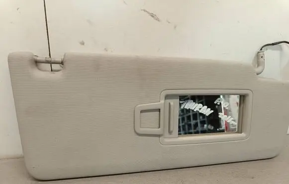Volkswagen Touran III Sun visor