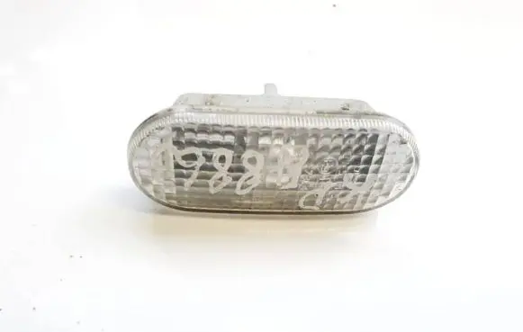 Seat Toledo II (1M) Front fender indicator light 0214800