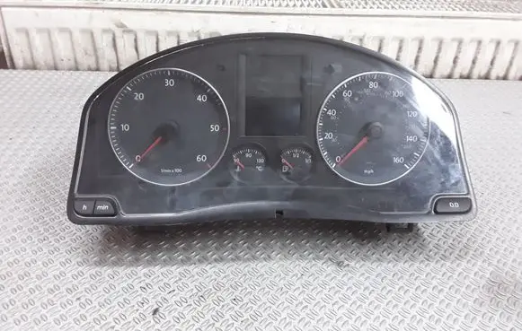 Volkswagen Golf Plus Speedometer (instrument cluster) 1K0920963B