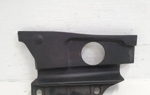 Audi TT TTS RS Mk3 8S Fender end trim 8S0821943A