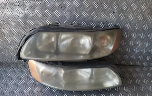Volvo XC70 Headlights/headlamps set 30698839 89900269 30698840