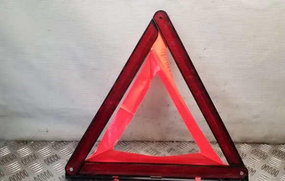 Audi Q5 SQ5 Emergency warning sign 8K0860251