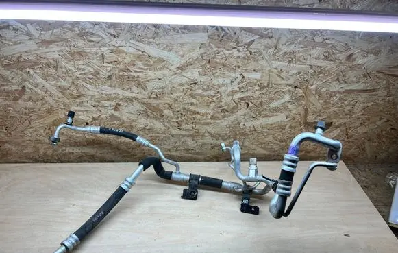 Hyundai Ioniq 5 Air conditioning (A/C) pipe/hose 