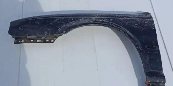 Jaguar X-Type Fender Juoda