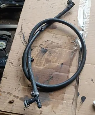 BMW X5 E70 Headlight washer hose/pipe 7181995