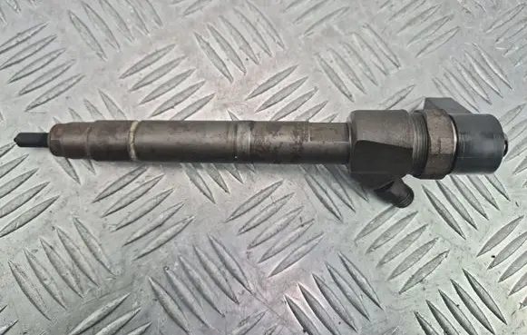 Mercedes-Benz C W203 Fuel injector A6460700787