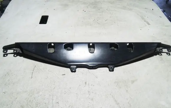 BMW 5 GT F07 Top upper radiator support slam panel 7200687