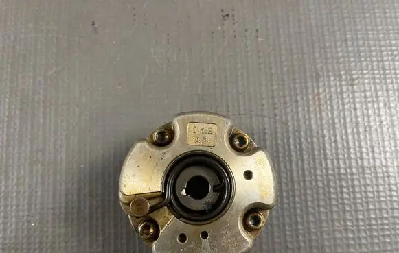 Audi Q5 SQ5 8R Camshaft pulley/ VANOS 06E109084M