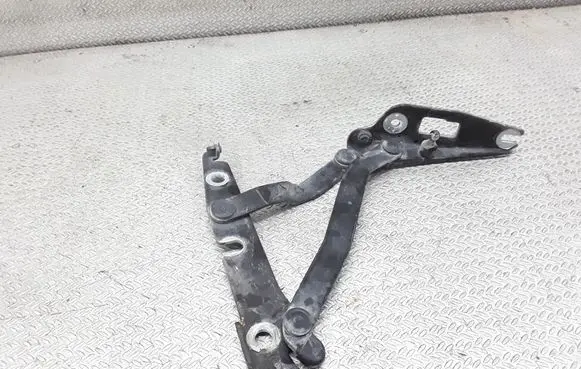 Audi A4 S4 B6 8E 8H Tailgate/trunk/boot hinge 8E5827302G