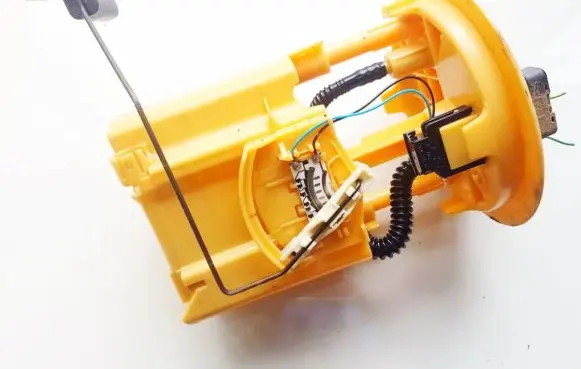 Fuel level sensor