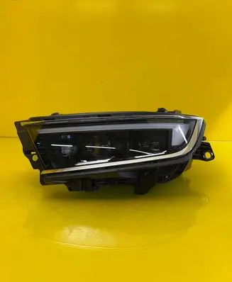 Opel Astra L Headlight/headlamp 9852849880