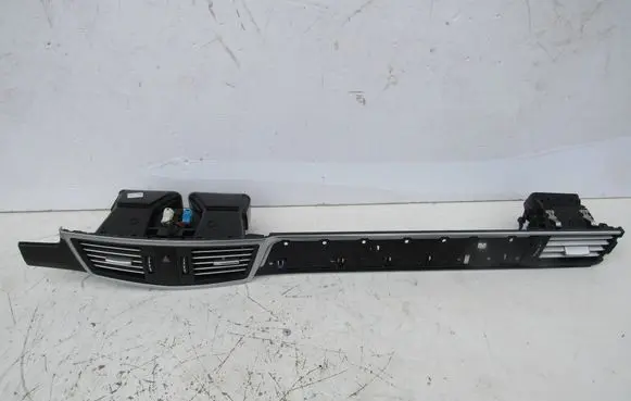 Mercedes-Benz CLS C218 X218 Dash center air vent grill A2126800271